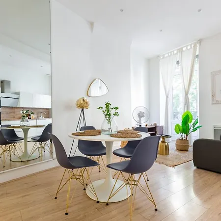 Grand Au Coeur Du Centre Historique *