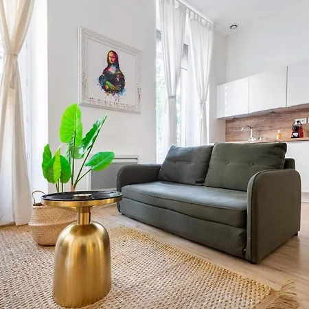 Grand Au Coeur Du Centre Historique *