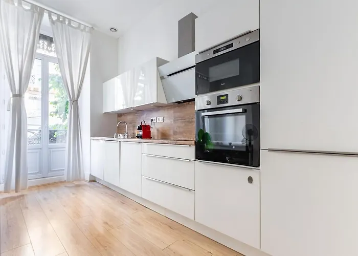 Grand Au Coeur Du Centre Historique Apartmán